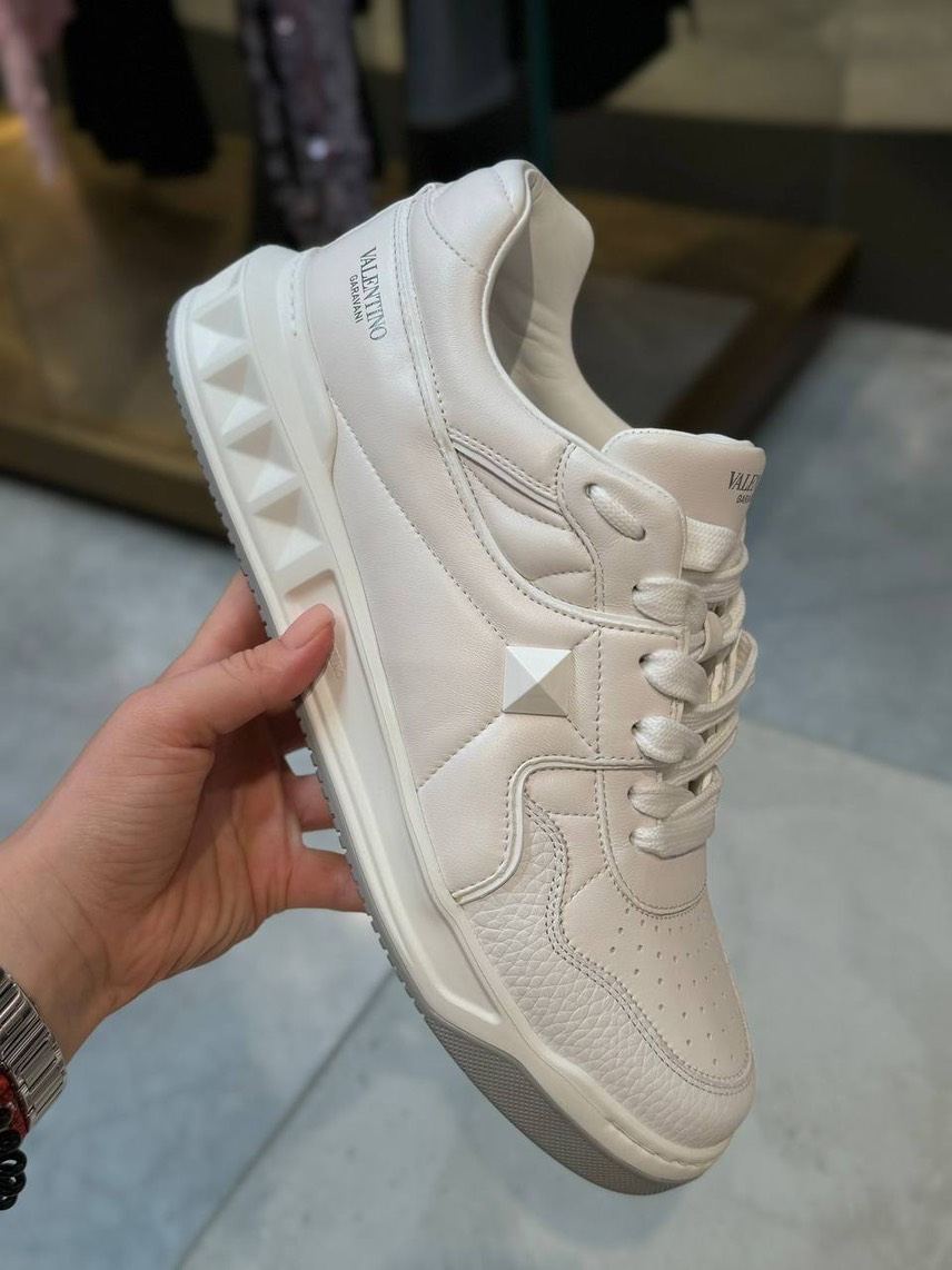 VALENTINO GARAVANI Sneakers side view - Men's luxury Shoes