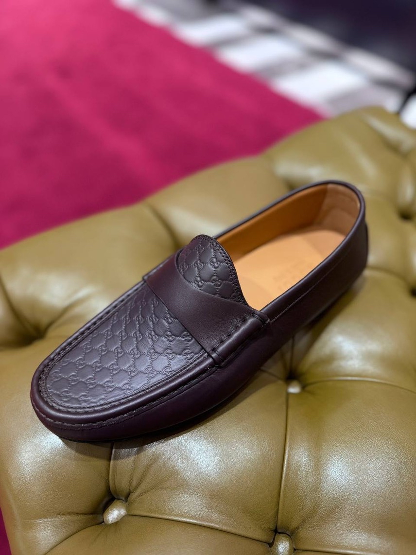 GUCCI Moccasins side view - Men's luxury Shoes