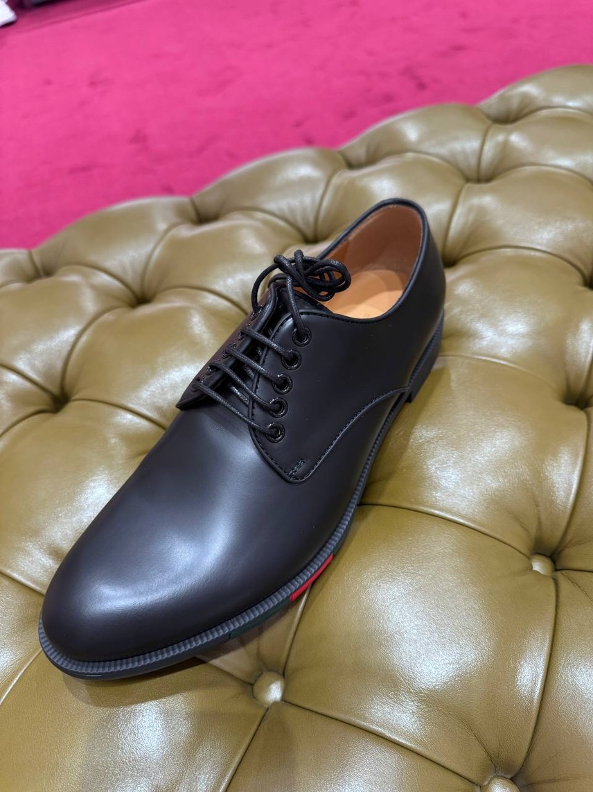 GUCCI Lace-up shoes side view - Men's luxury Shoes