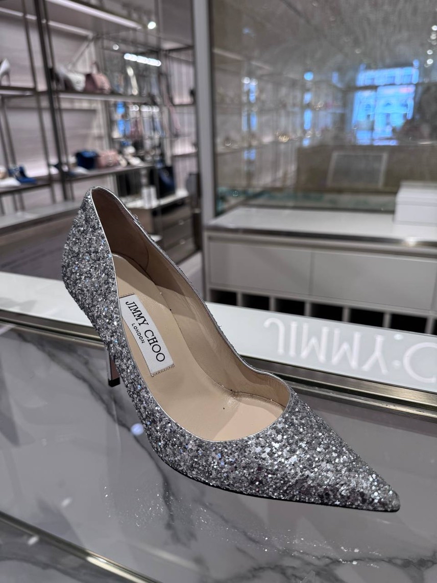 JIMMY CHOO Pumps front view - Women's luxury Shoes