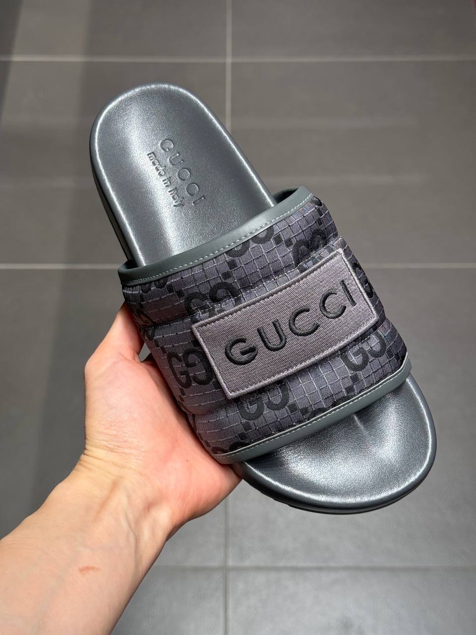 GUCCI Slides side view - Men's luxury Shoes