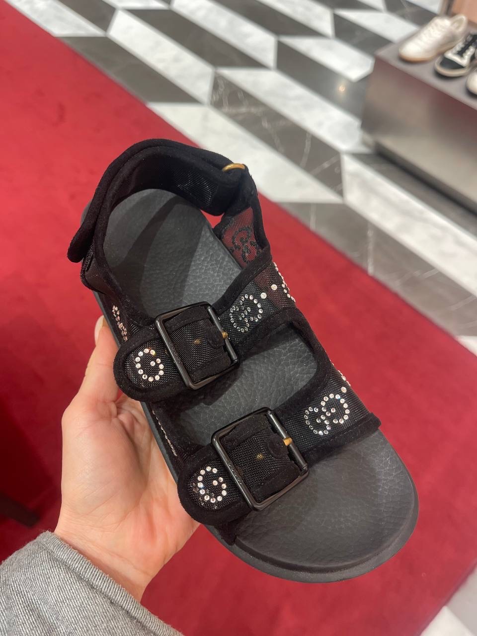 GUCCI Sandals side view - Women's luxury Shoes