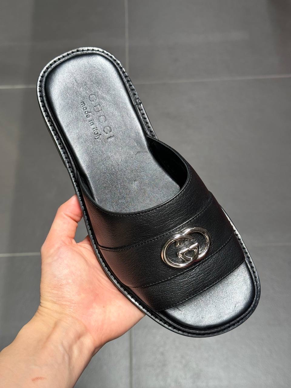 GUCCI Slides side view - Men's luxury Shoes