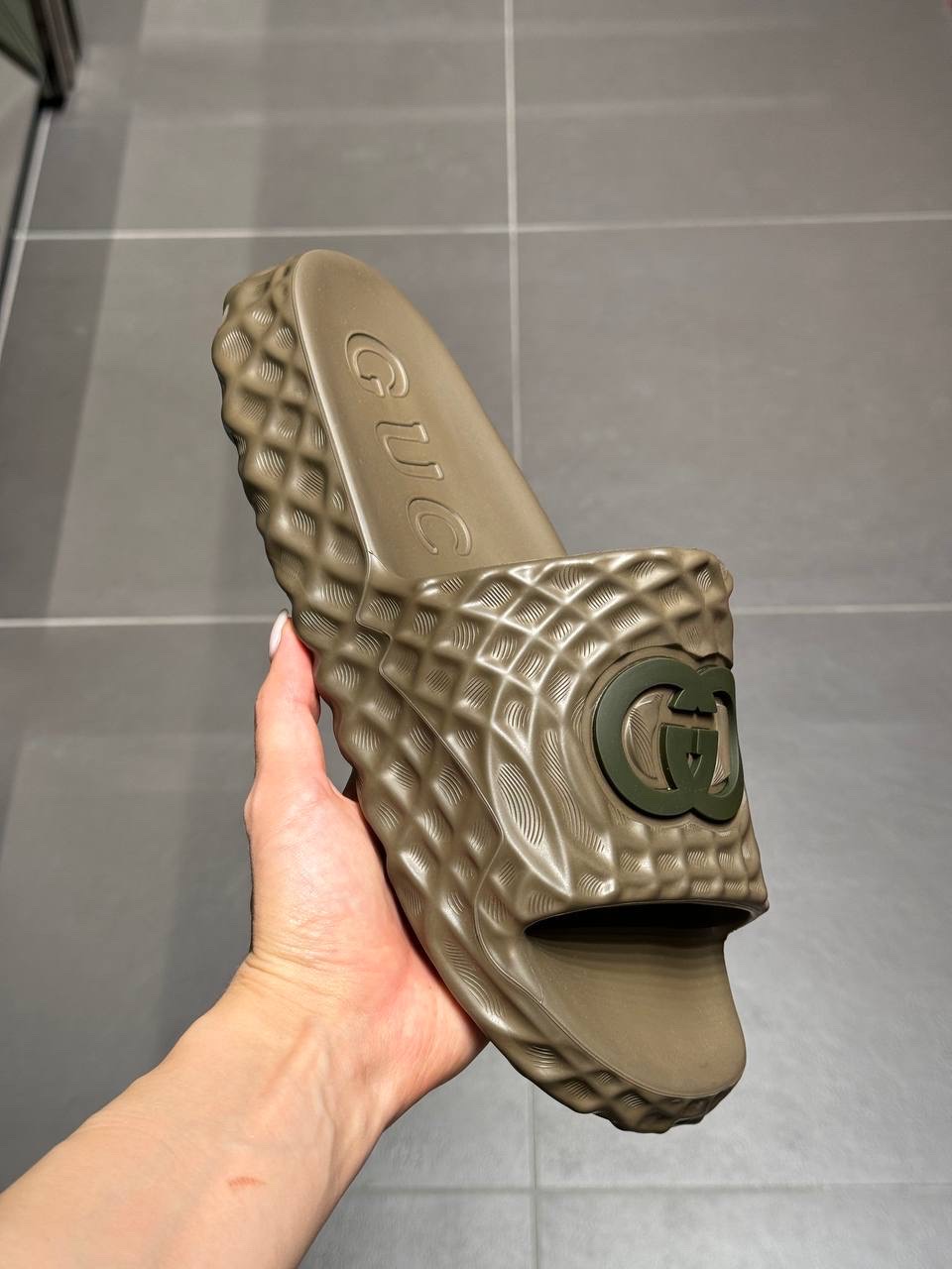 GUCCI Slides front view - Men's luxury Shoes