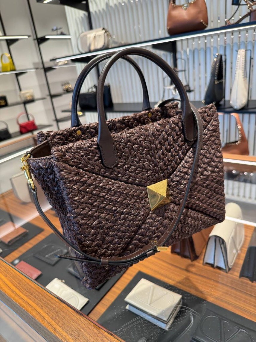 VALENTINO GARAVANI Crossbody bags side view - Women's luxury Bags