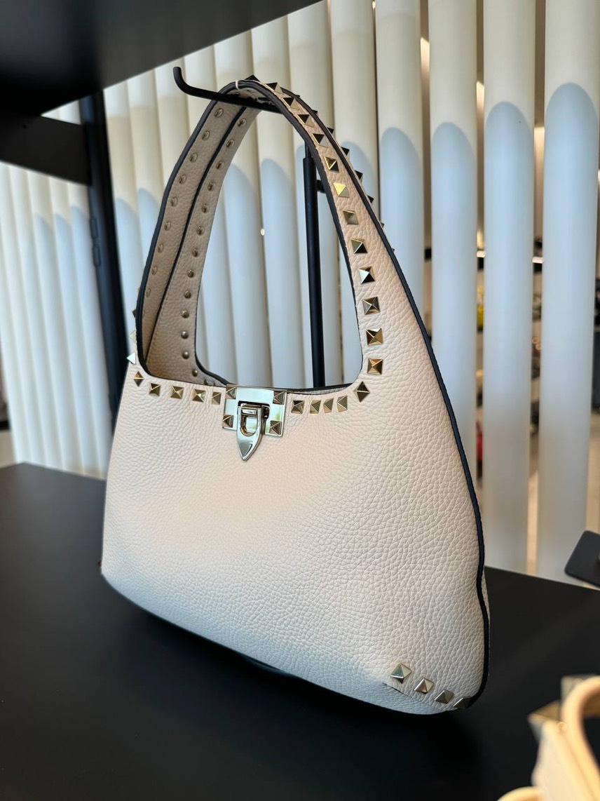 VALENTINO GARAVANI Shoulder bags side view - Women's luxury Bags