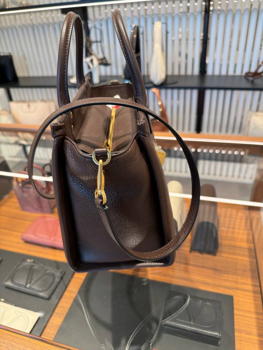 VALENTINO GARAVANI Crossbody bags side view - Women's luxury Bags