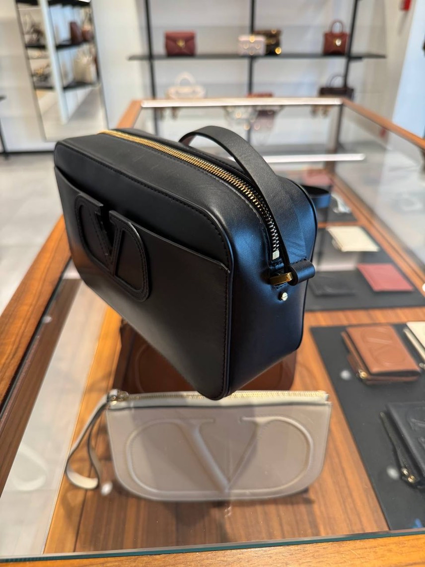VALENTINO GARAVANI Crossbody bags front view - Women's luxury Bags