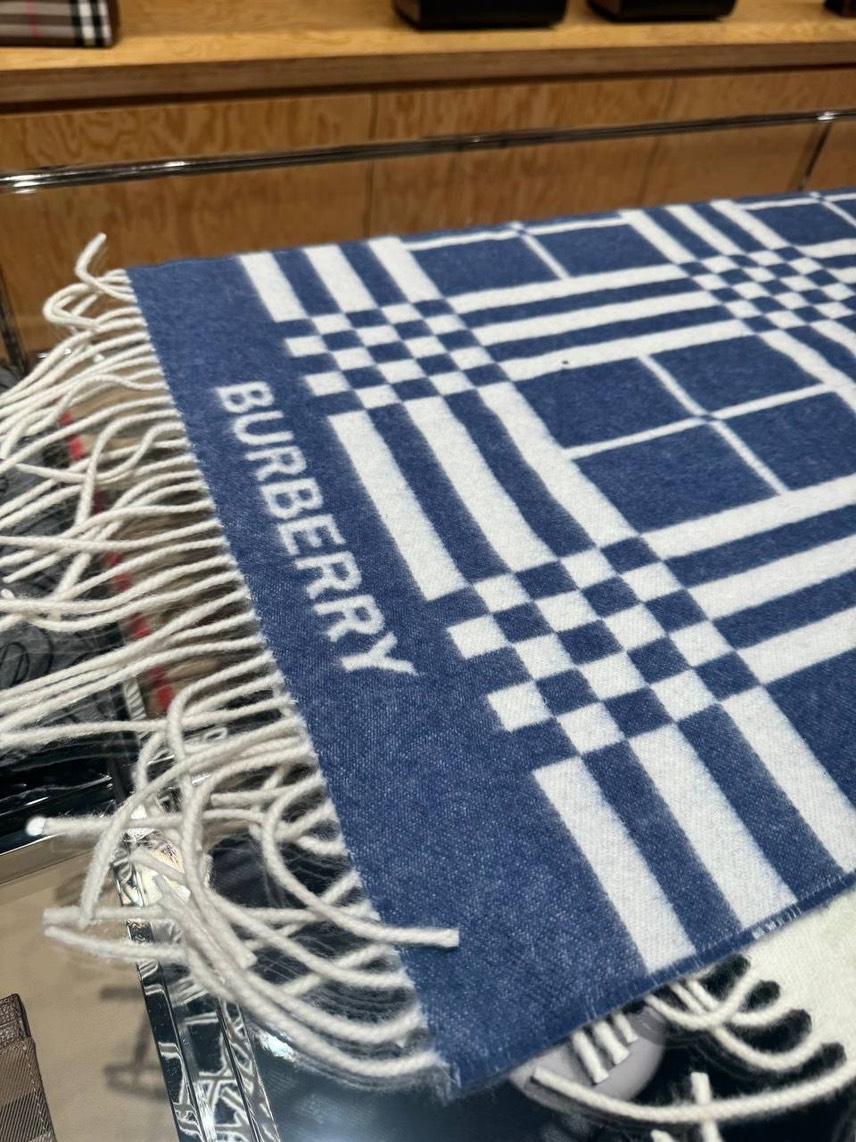 BURBERRY Scarves front view - Women's luxury Accessories