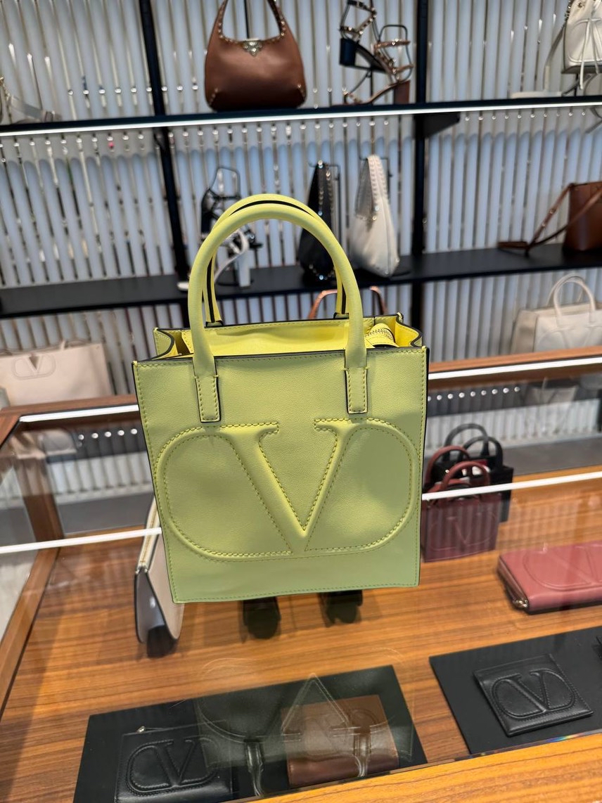 VALENTINO GARAVANI Crossbody bags side view - Women's luxury Bags