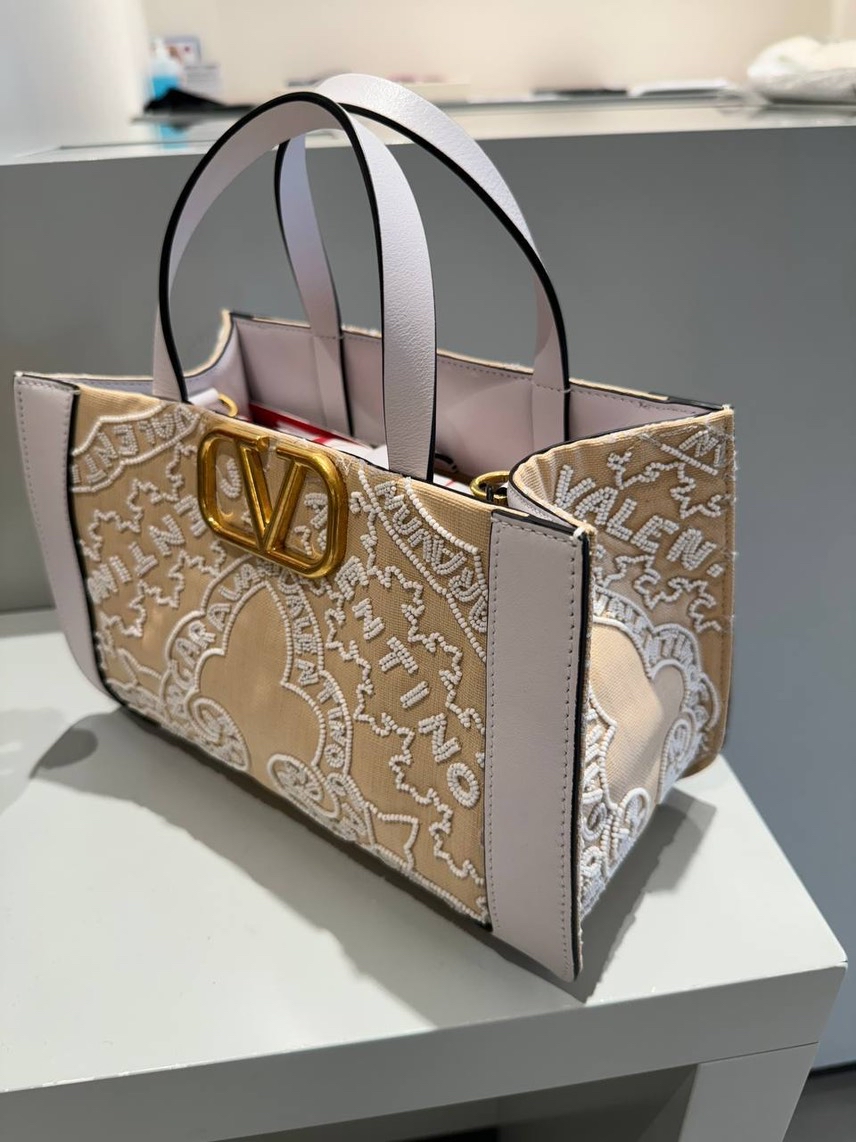 VALENTINO GARAVANI Shoulder bags front view - Women's luxury Bags