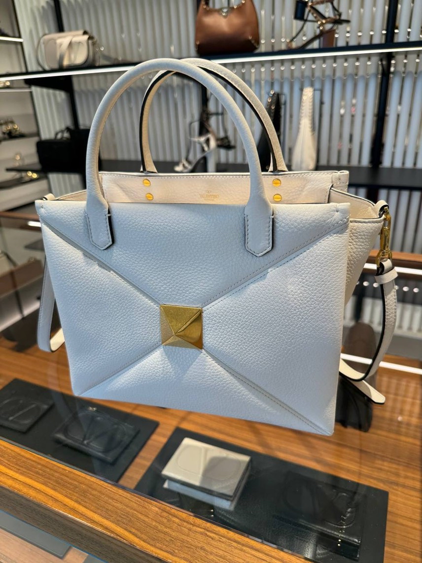 VALENTINO GARAVANI Crossbody bags front view - Women's luxury Bags