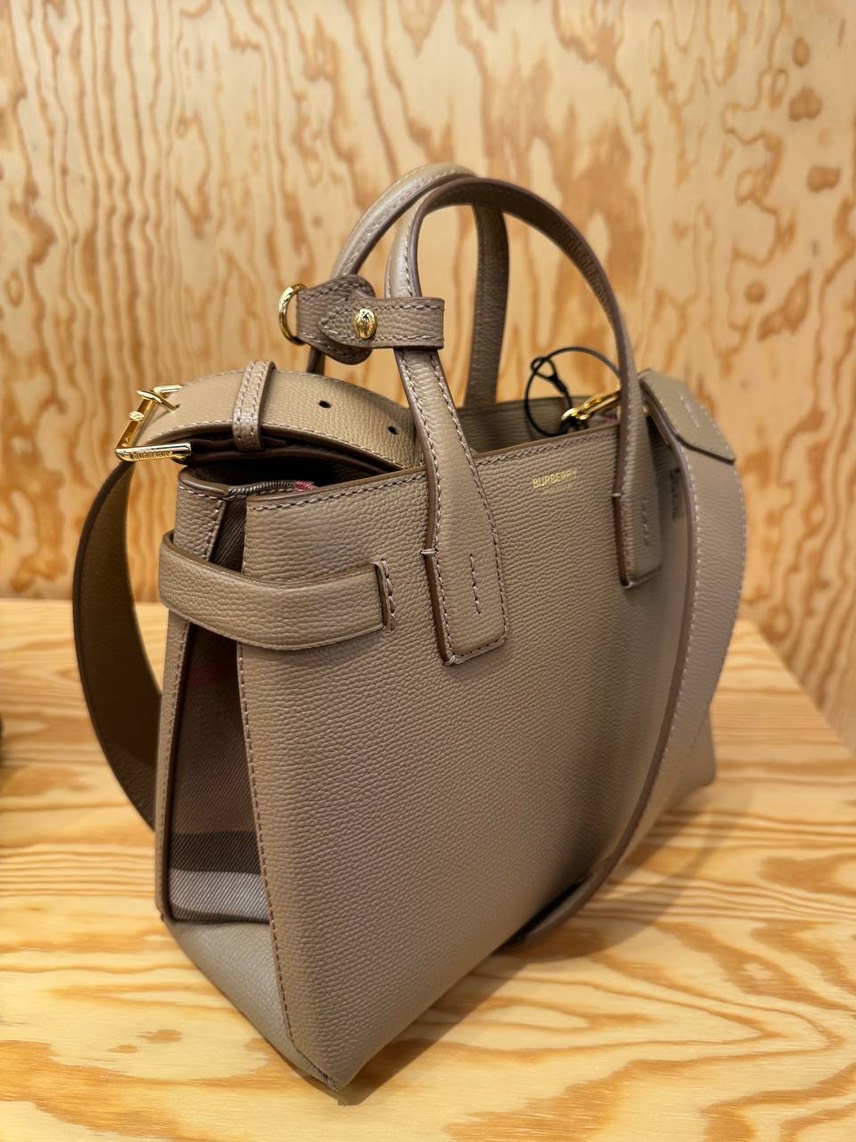BURBERRY Crossbody bags side view - Women's luxury Bags