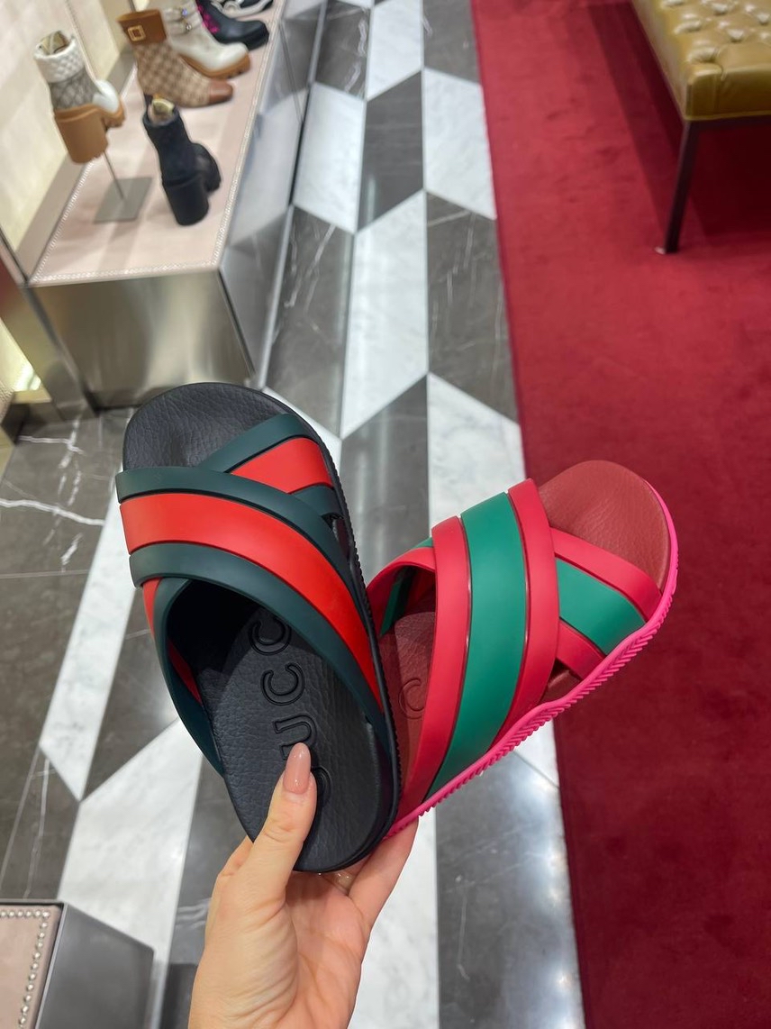 GUCCI Slides front view - Women's luxury Shoes