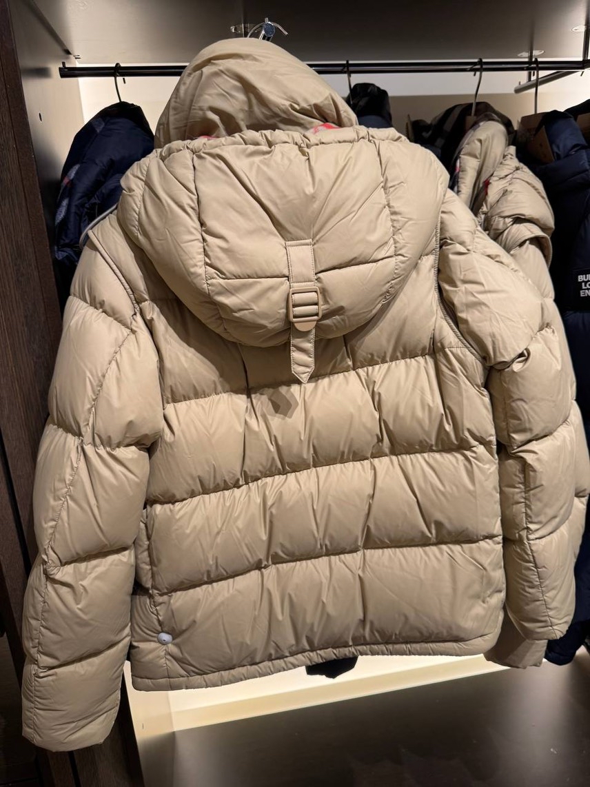 BURBERRY Down jacket side view - Men's luxury Clothes