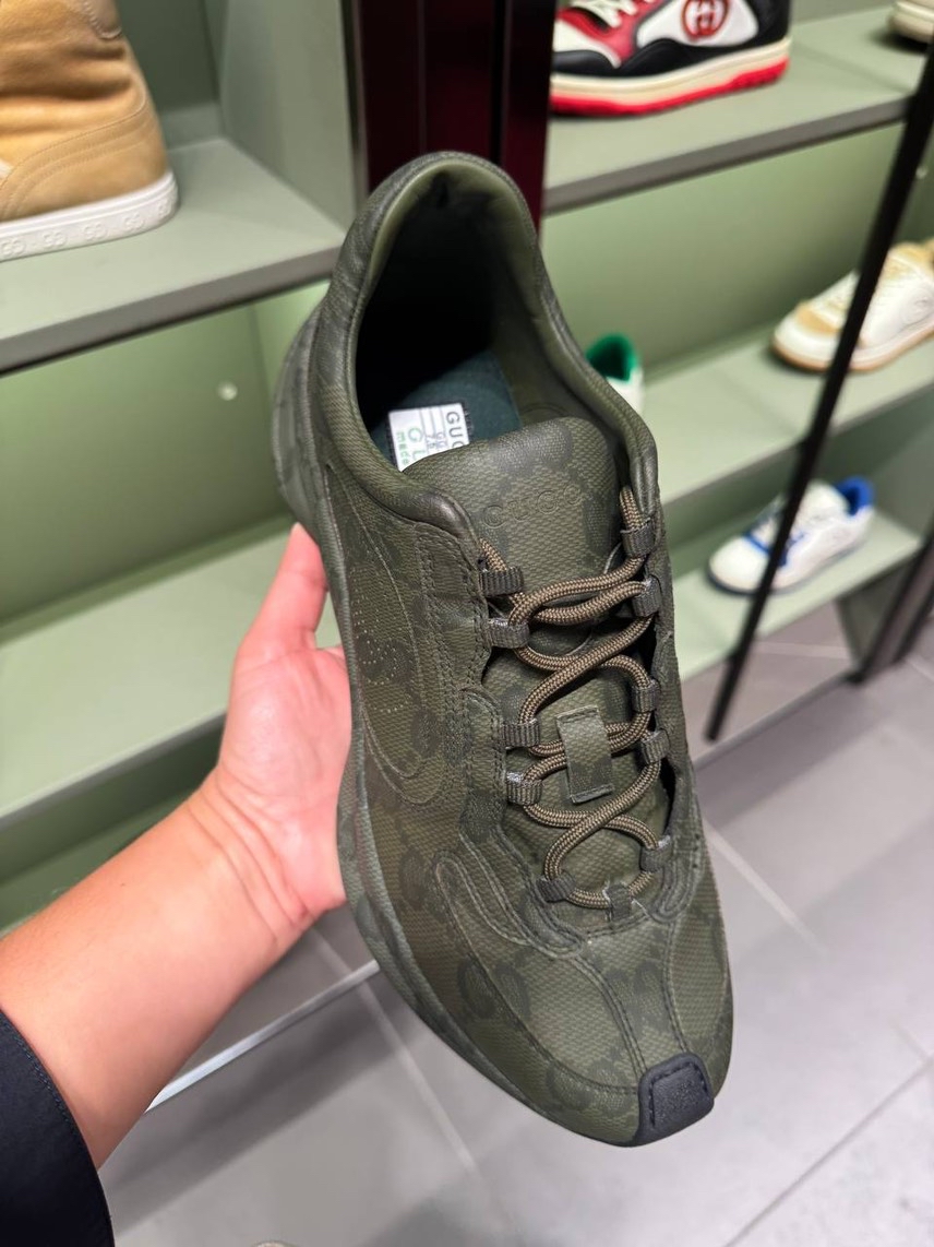 GUCCI Sneakers side view - Men's luxury Shoes