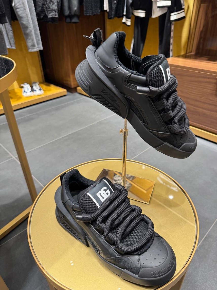 DOLCE & GABBANA Sneakers front view - Men's luxury Shoes