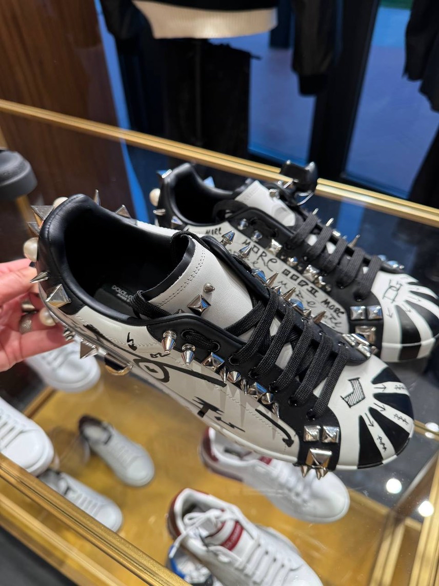 DOLCE & GABBANA Sneakers side view - Men's luxury Shoes