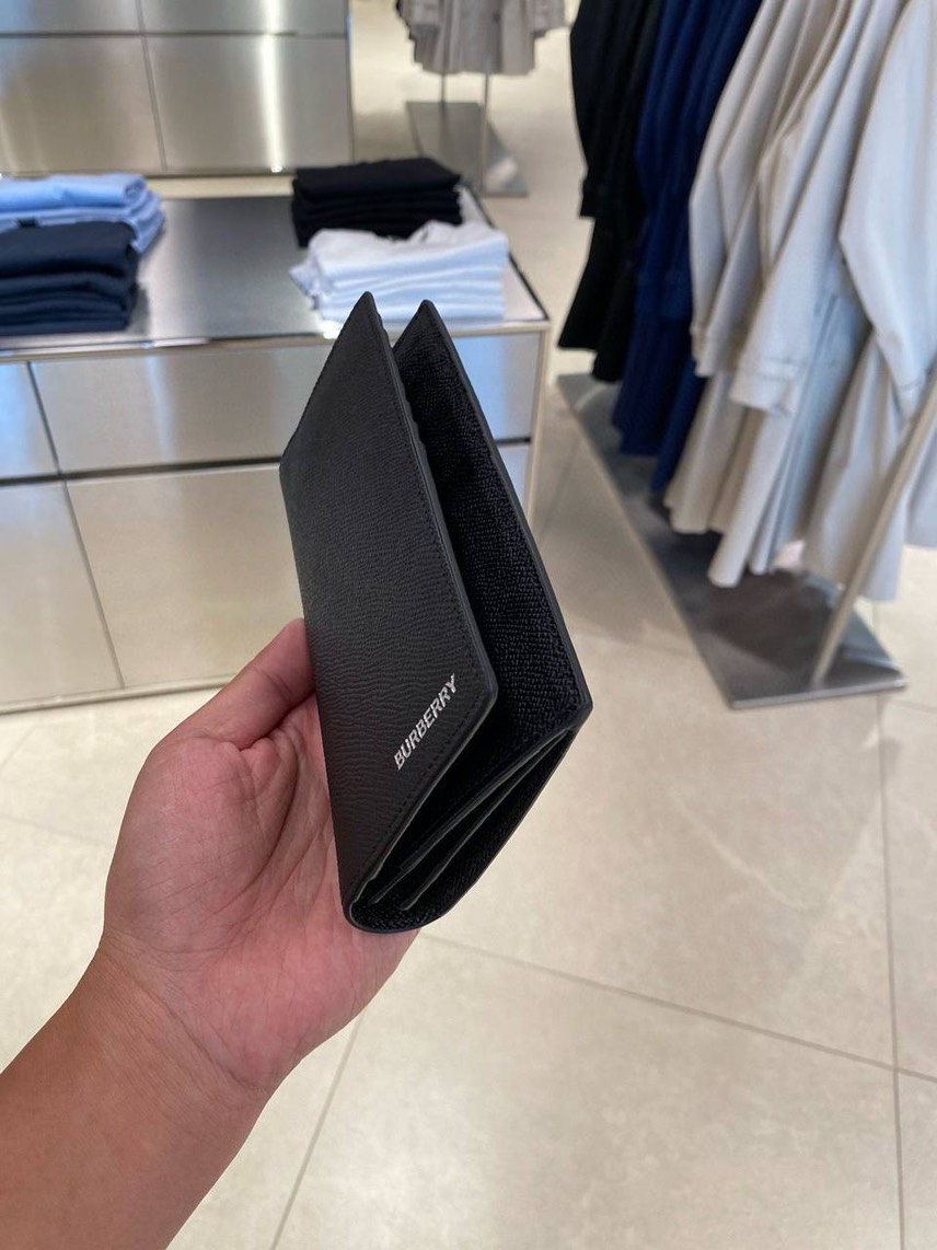 BURBERRY Wallets and small leather goods side view - Men's luxury Accessories