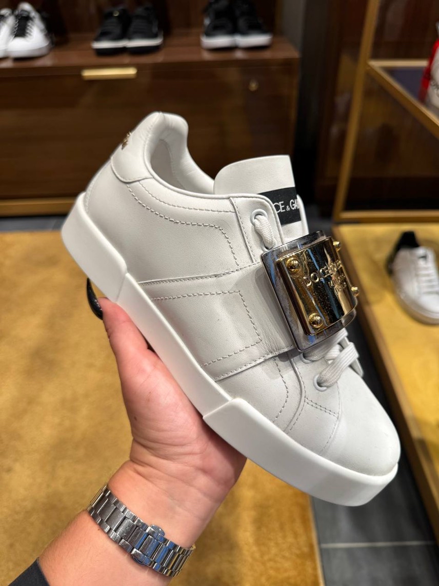 DOLCE & GABBANA Sneakers side view - Men's luxury Shoes