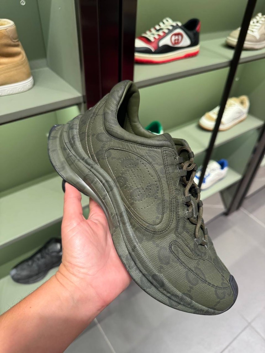 GUCCI Sneakers front view - Men's luxury Shoes