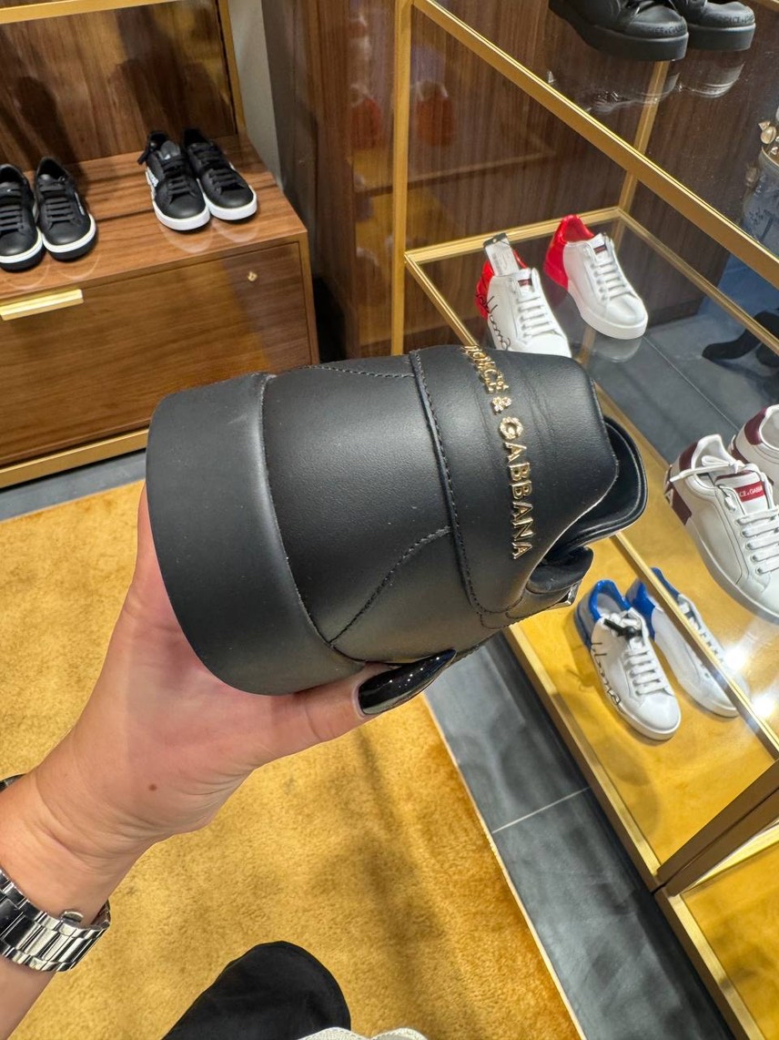 DOLCE & GABBANA Sneakers side view - Men's luxury Shoes
