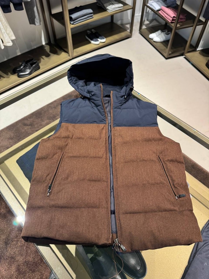 PAL ZILERI Gilets front view - Men's luxury Clothes