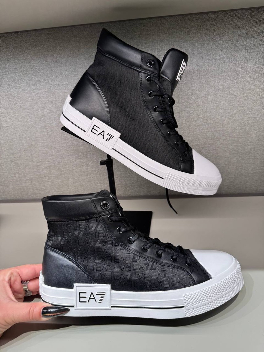 ARMANI EXCHANGE Sneakers front view - Men's luxury Shoes