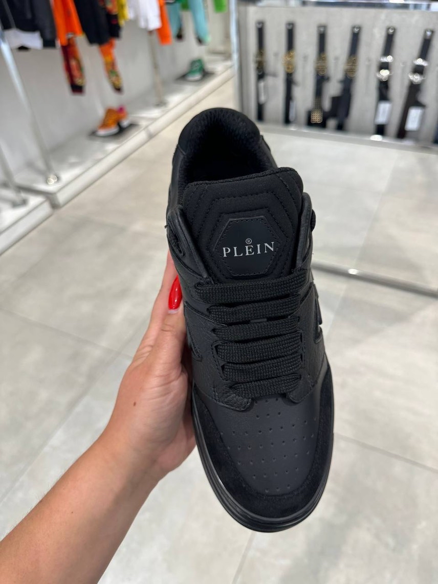 PHILIPP PLEIN Sneakers side view - Men's luxury Shoes
