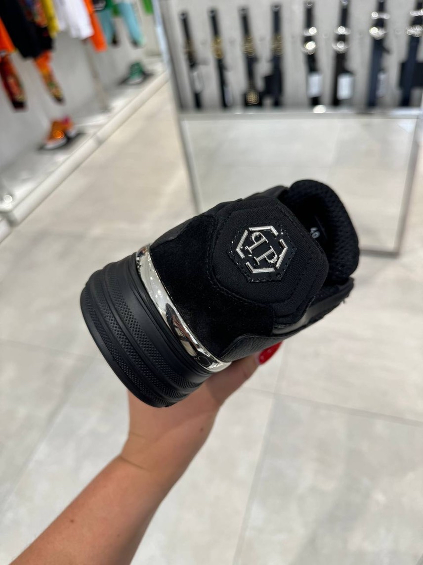 PHILIPP PLEIN Sneakers side view - Men's luxury Shoes
