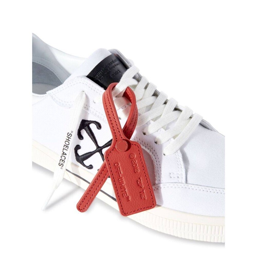 OFF-WHITE Sneakers side view - Men's luxury Shoes