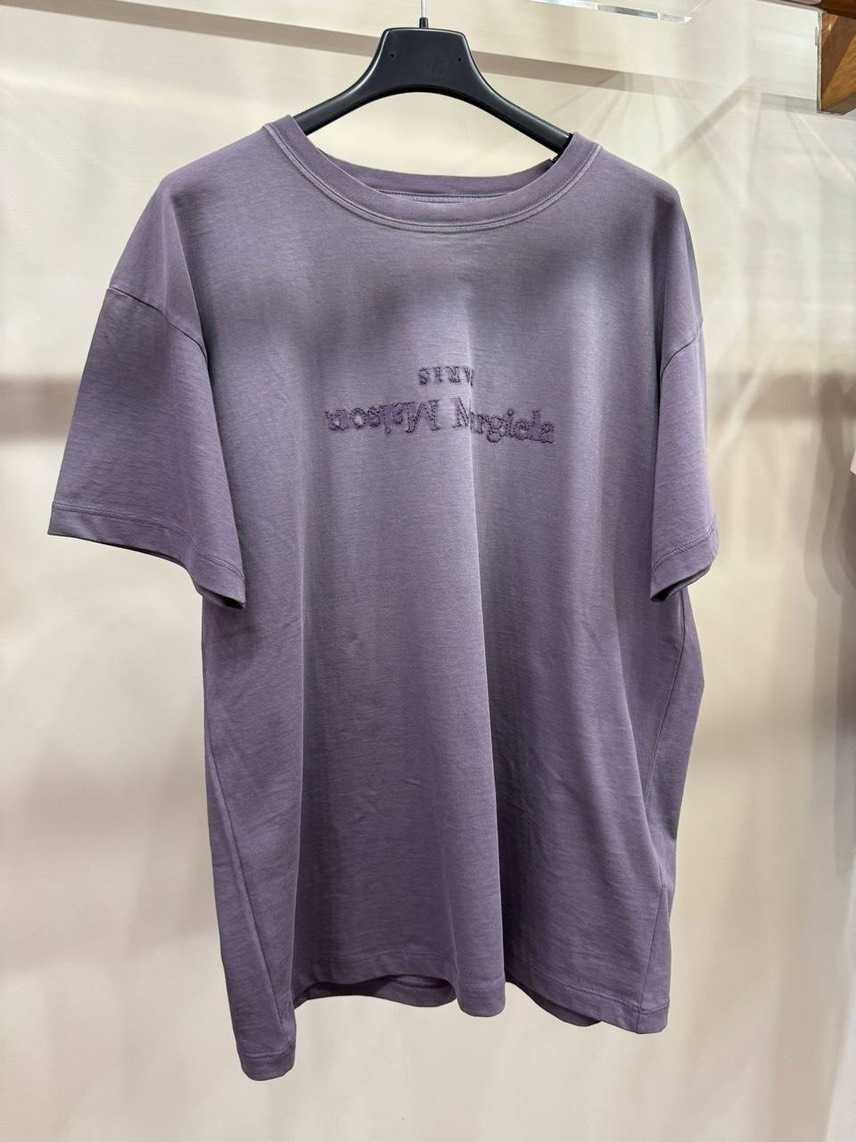 MAISON MARTIN MARGIELA T-shirt and Polo front view - Women's luxury Clothes