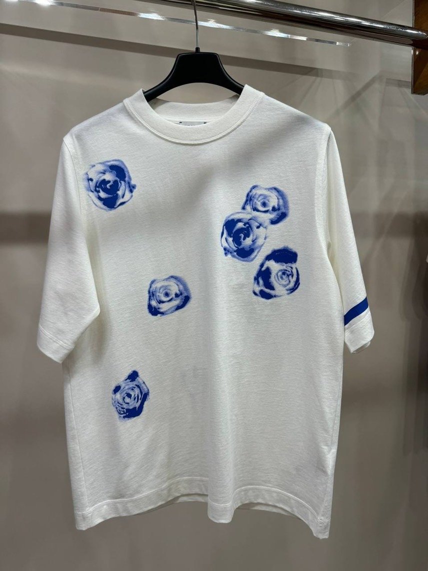 BURBERRY T-shirt and Polo front view - Women's luxury Clothes