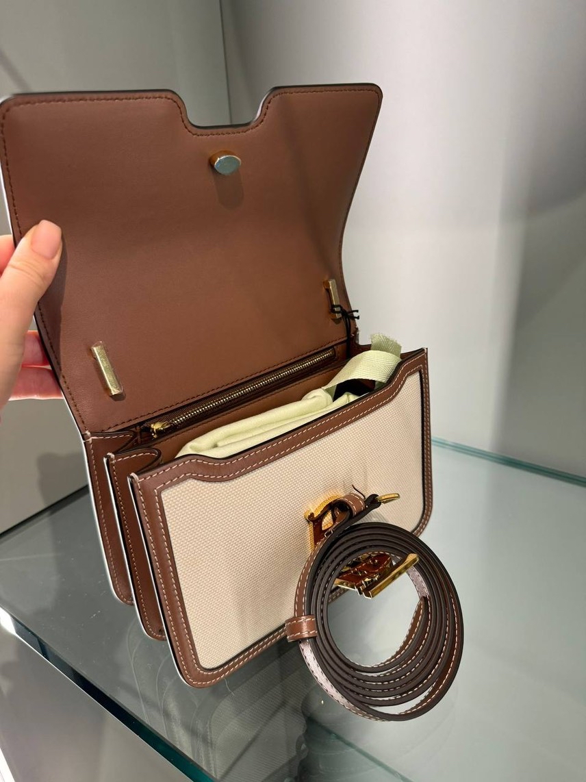 BURBERRY Crossbody bags side view - Women's luxury Bags