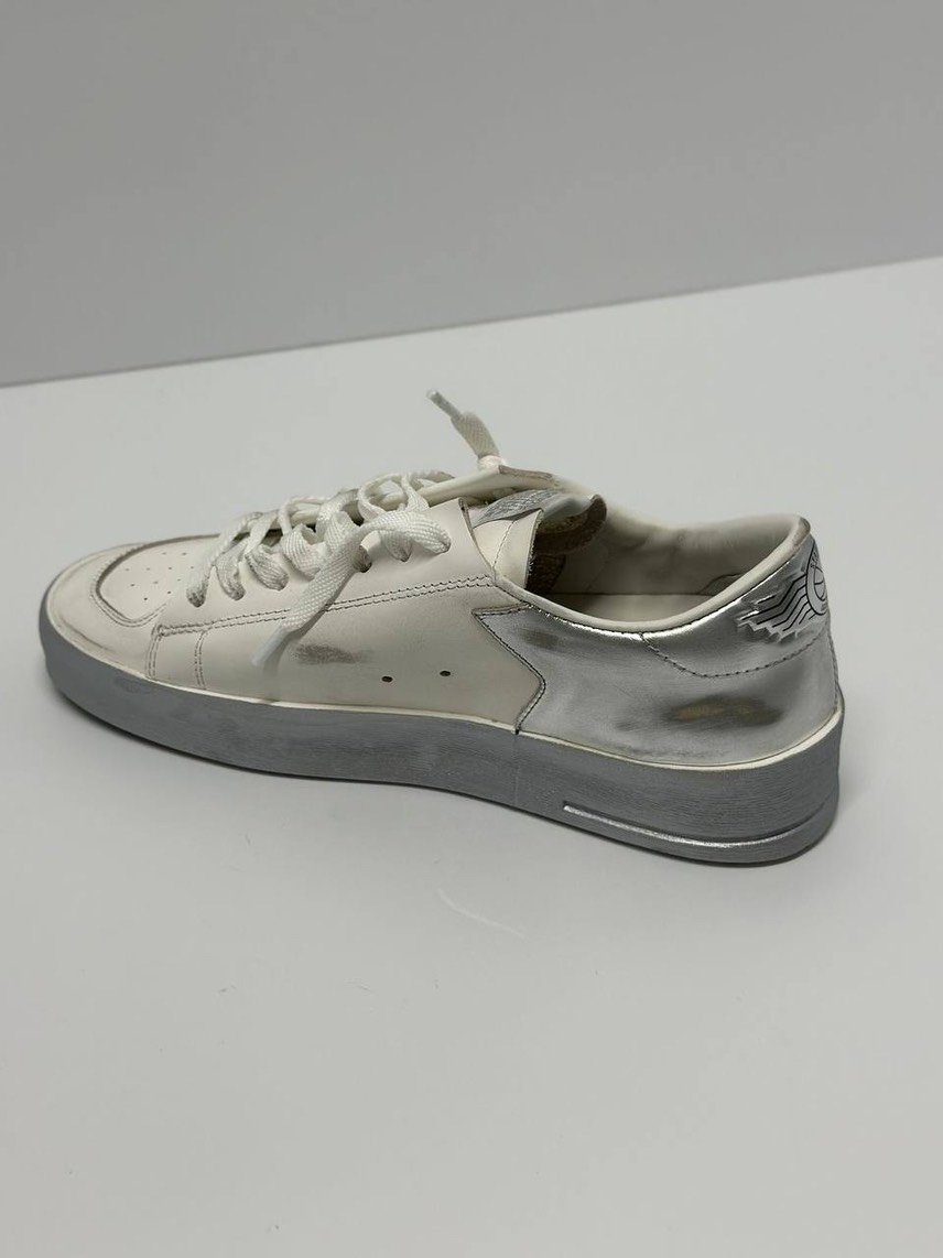 GOLDEN GOOSE Sneakers side view - Women's luxury Shoes