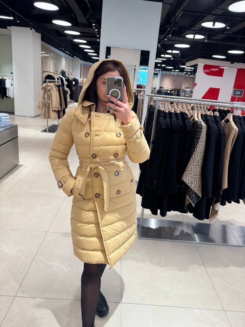BURBERRY Down jacket side view - Women's luxury Clothes