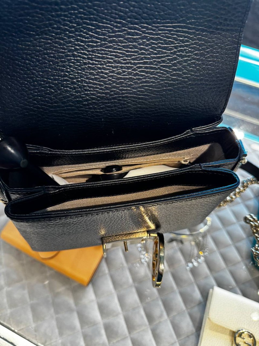 GUCCI Crossbody bags side view - Women's luxury Bags