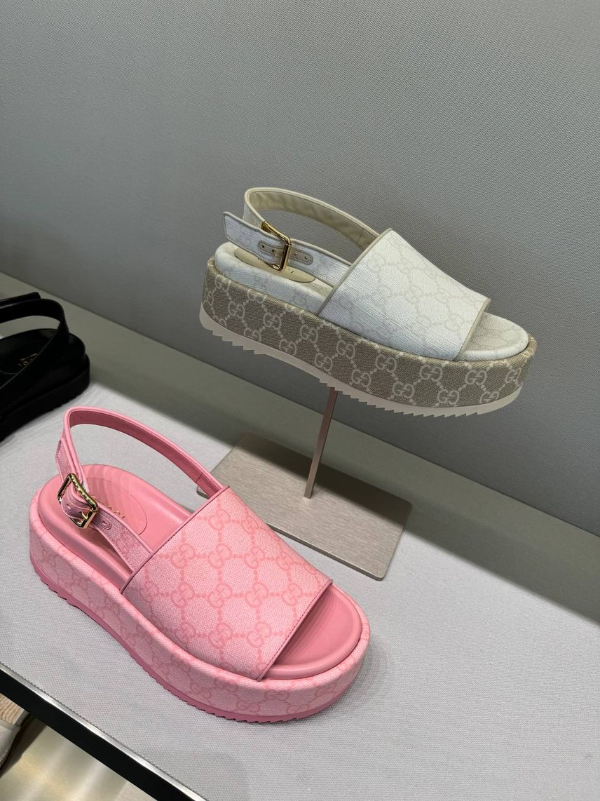 GUCCI Sandals side view - Women's luxury Shoes