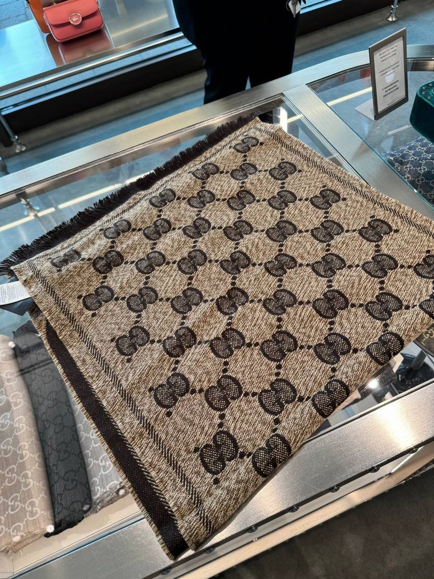 GUCCI Scarves front view - Women's luxury Accessories