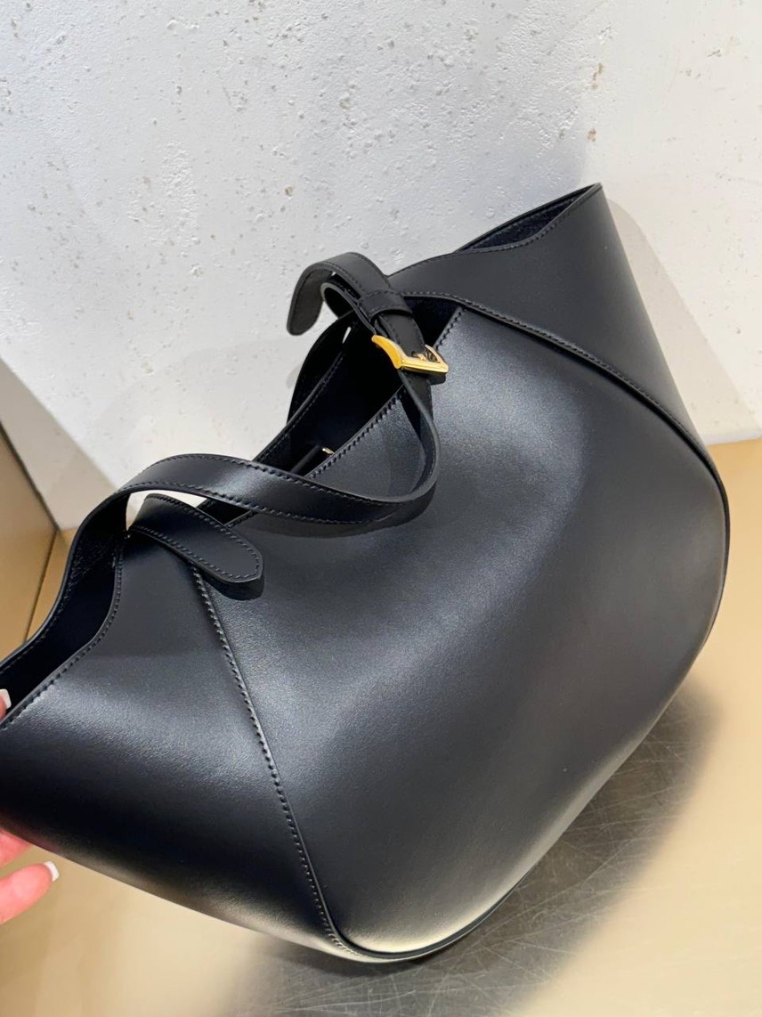 PRADA Shoulder bags side view - Women's luxury Bags