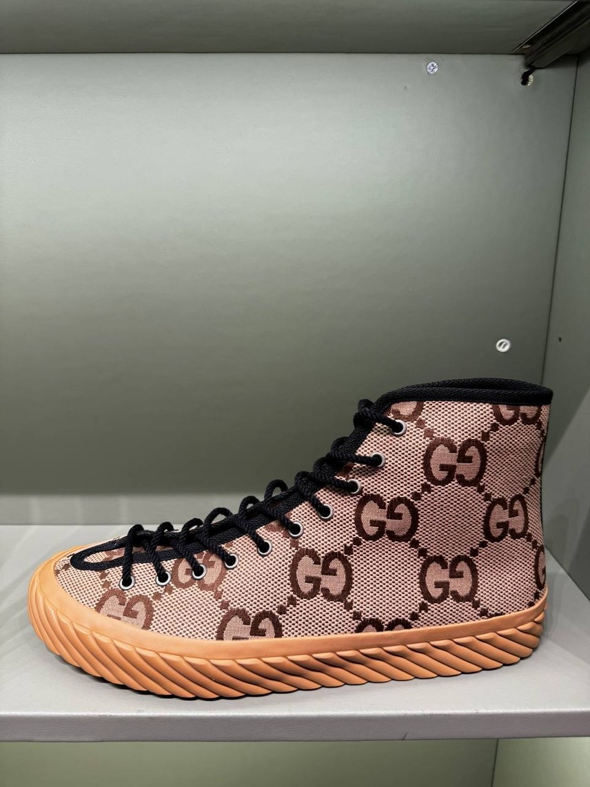 GUCCI Sneakers front view - Men's luxury Shoes