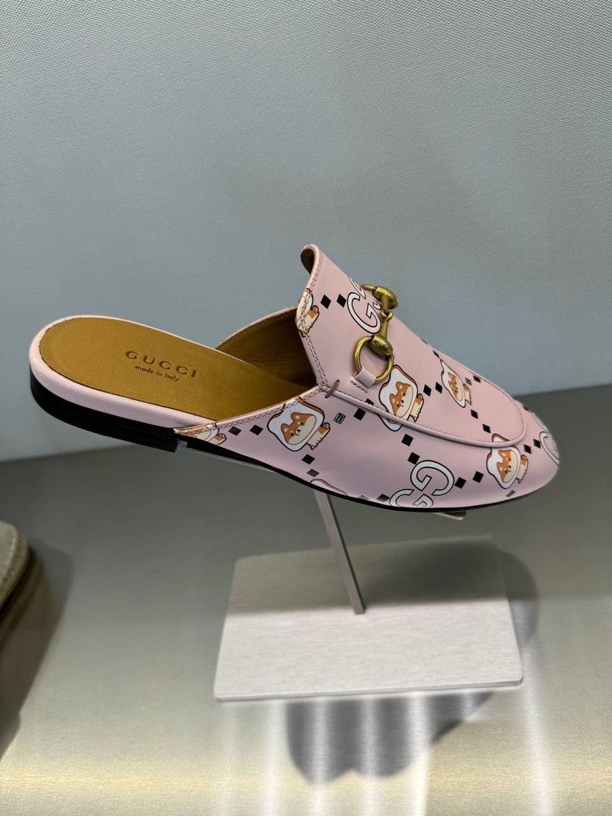 GUCCI Mules side view - Women's luxury Shoes