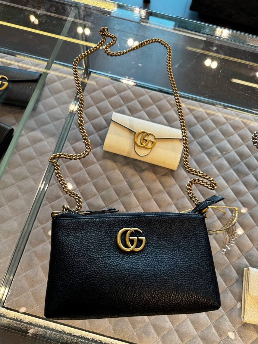 GUCCI Clutch bags side view - Women's luxury Bags