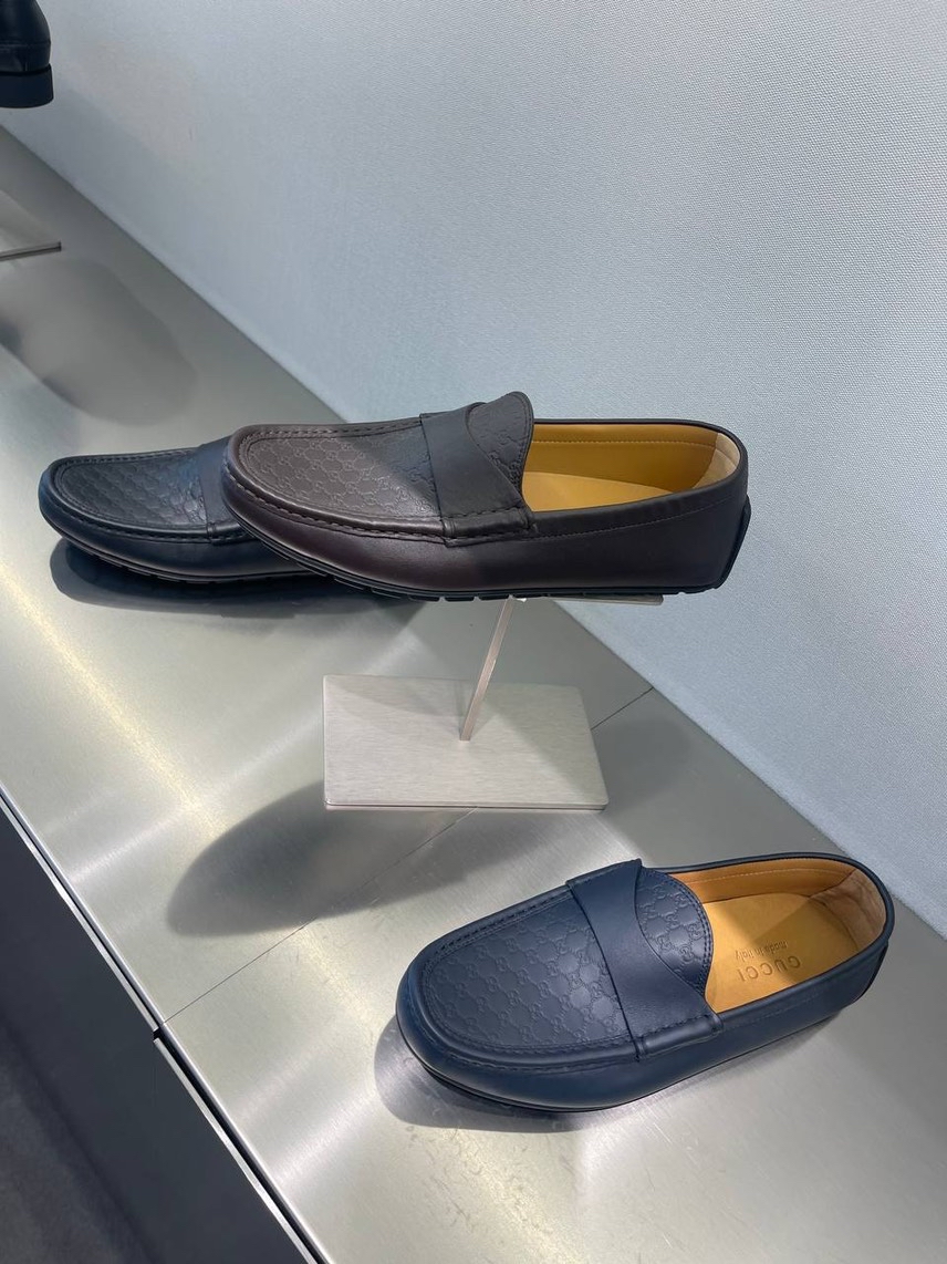 GUCCI Moccasins front view - Men's luxury Shoes