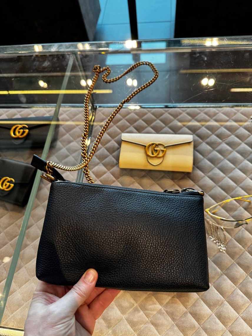 GUCCI Clutch bags side view - Women's luxury Bags