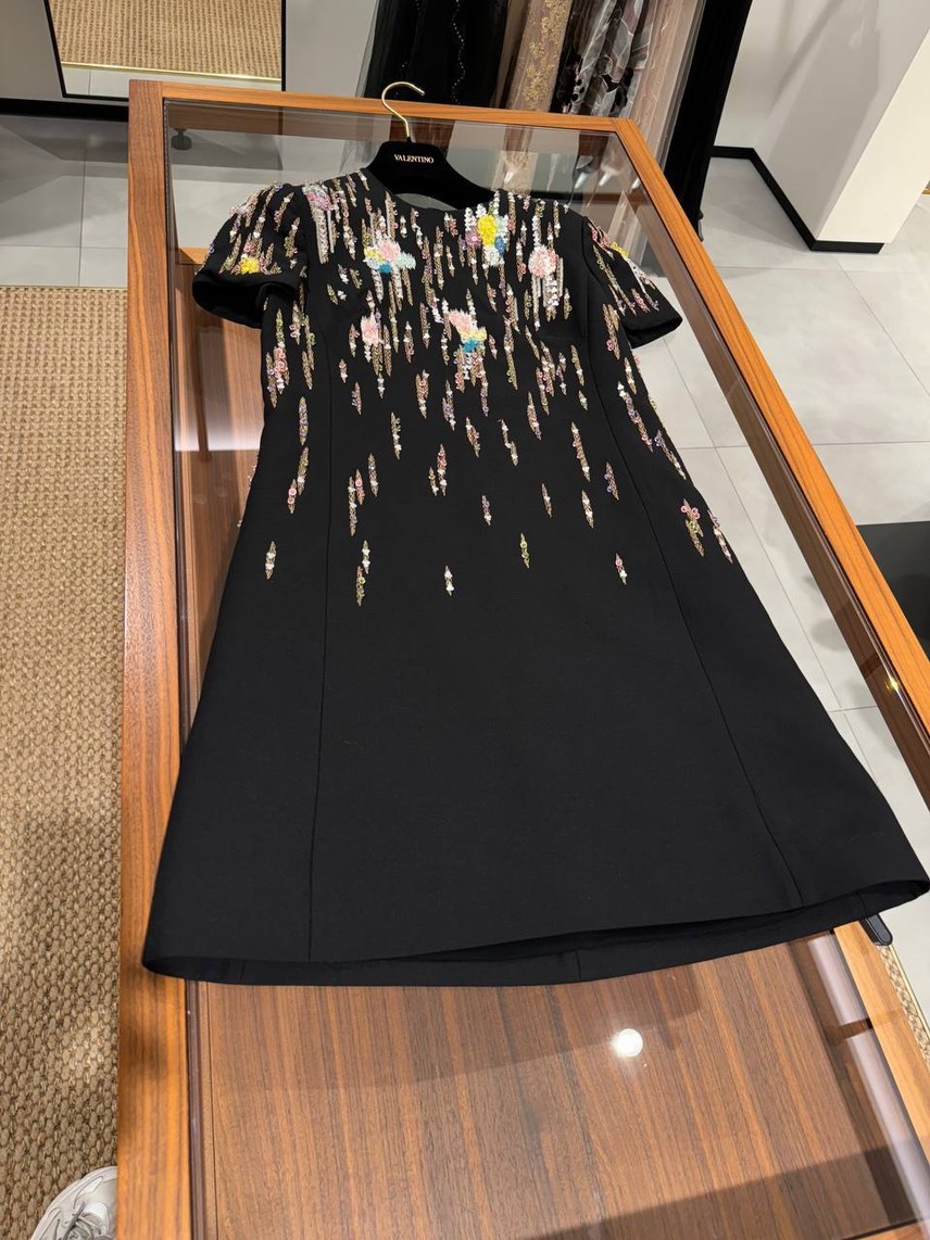 VALENTINO GARAVANI Dresses front view - Women's luxury Clothes
