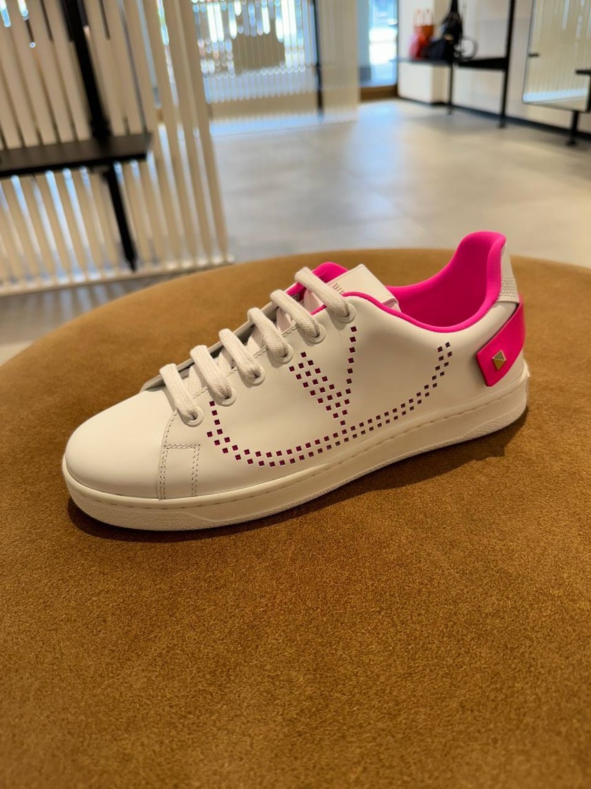 VALENTINO GARAVANI Sneakers front view - Women's luxury Shoes