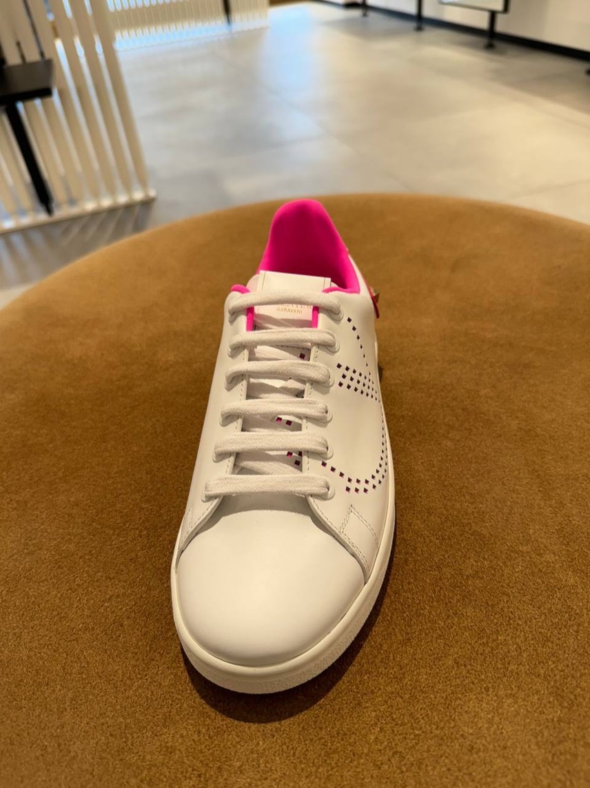 VALENTINO GARAVANI Sneakers side view - Women's luxury Shoes