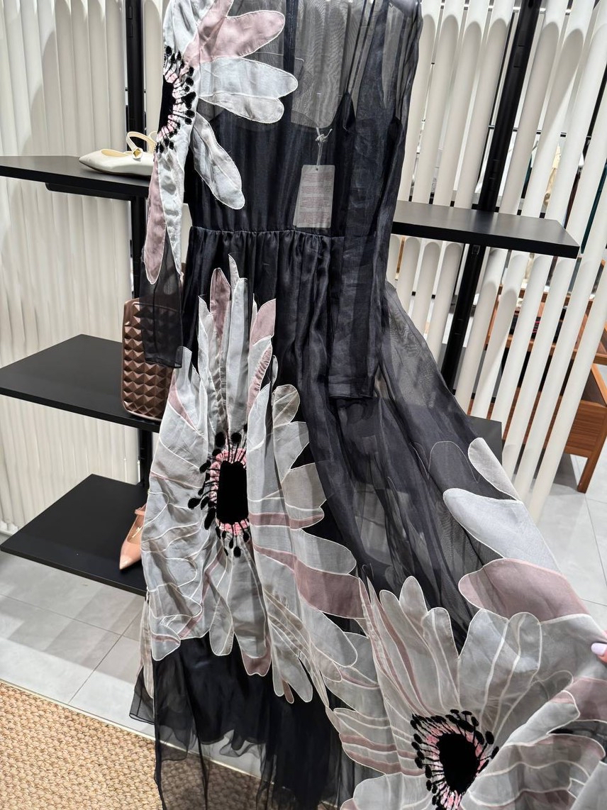 VALENTINO GARAVANI Dresses front view - Women's luxury Clothes
