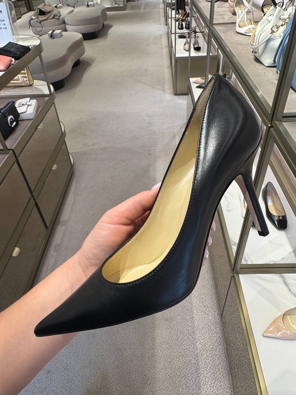 JIMMY CHOO Pumps front view - Women's luxury Shoes
